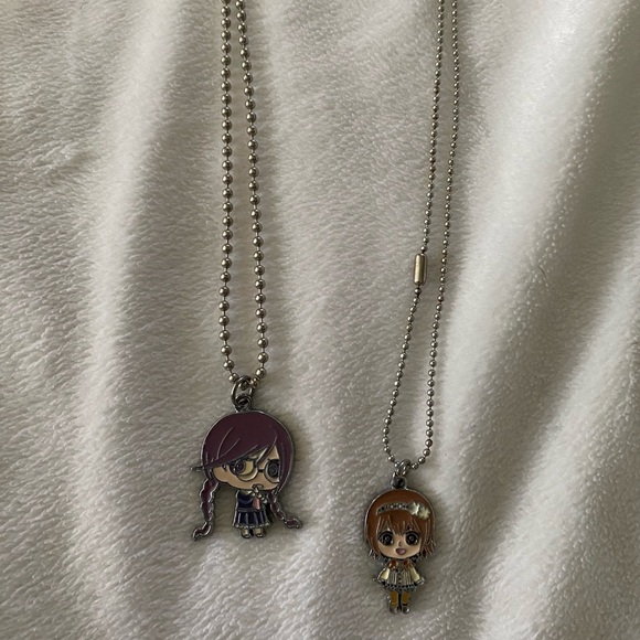 Anime girl necklace bundle - Picture 2 of 2